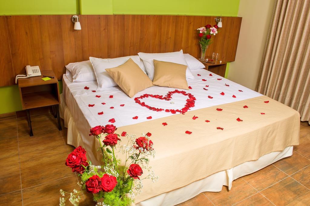 Hotel Mitru - Tarija Bilik gambar